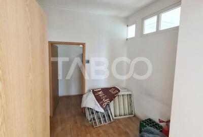 Spatiu comercial de inchiriat in centrul Municipiului Sebes - 8