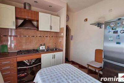 Apartament la casa cu garaj si curte proprie etaj 1 - 14