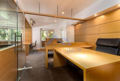 Ultracentral 5 camere LUX ideal investitie - 2