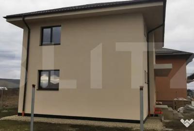Casă cu 4 camere cu Teren 460 Mp în Jucu - 7