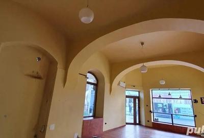 Spa?iu comercial de inchiriat in Centru Istoric Craiova - 2