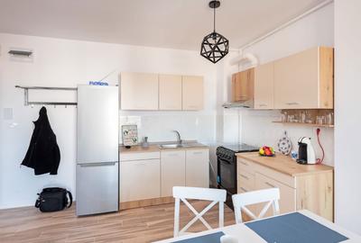 Apartament cu 2 camere decomandat în Exterior Vest