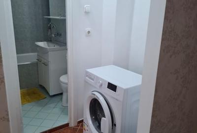 Apartament cu 3 camere semidecomandat, mobilat în Nădlac - 16