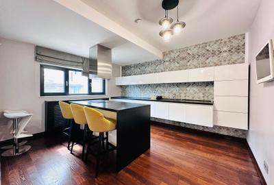 Duplex cu 6 camere cu Canalizare în Central - 4