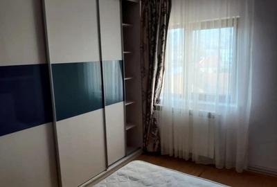 Ap 2 camere pe B-dul Decebal,zona ING Bank - 1