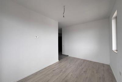 Garsonieră decomandată în Titan - 2