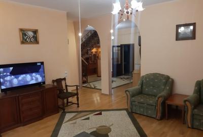 Oportunitate! Cladire cu destinatii multiple, 280 mp, zona U - 9
