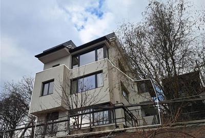 Apartament cu 5 camere semidecomandat în Grigorescu