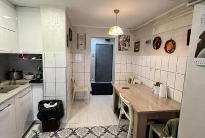 Apartament cu 3 camere decomandat în Central - 11