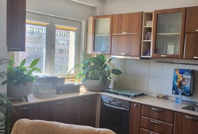 Apartament cu 3 camere semidecomandat în Iancului - 9