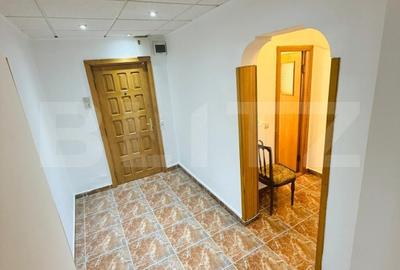 Apartament cu 3 camere decomandat, mobilat în Astra