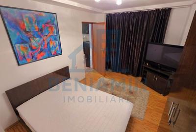 Apartament cu 3 camere semidecomandat în Central - 5