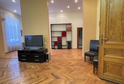 Apartament  spatios de vanzare intr-o cladire istorica - 2