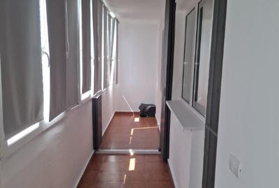 Inchiriez apartament 2 camere Titan - 4