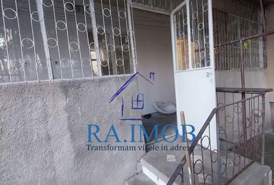 Apartament cu 3 camere decomandat în 9 Mai - 9