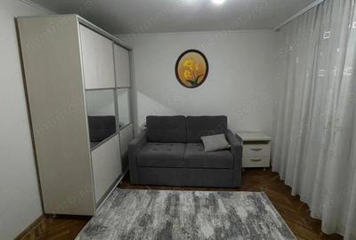 Apartament cu 2 camere semidecomandat în Torontalului
