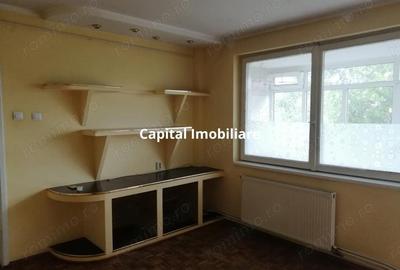 Apartament cu 3 camere decomandat în Hipodrom
