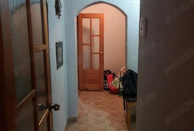 Apartament cu 3 camere decomandat în 1 Decembrie - 1