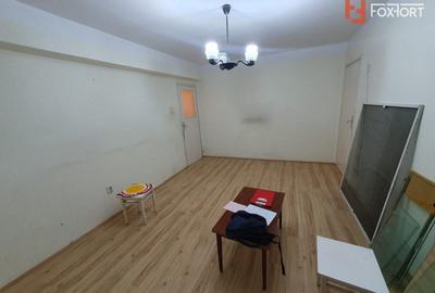 Apartament de vanzare cu 3 camere, etaj 6, zona Ultracentrala - 2