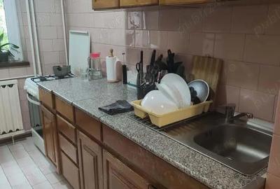 Inchiriez apartament doua camere decomandate - 3