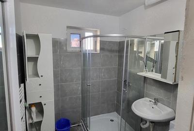 Apartament cu 2 camere decomandat în Tomis Nord - 10