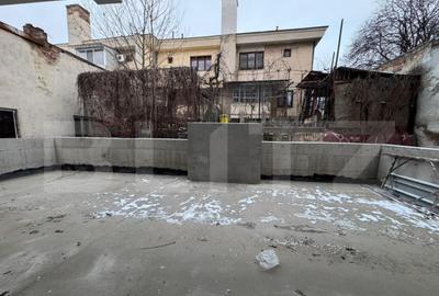 Spațiu comercial, de 85 mp, în 1 Mai - 8