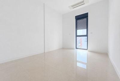 Penthouse cu 4 camere decomandat, mobilat în Torontalului - 16