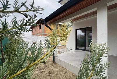 Casă cu Teren 180 Mp în Sânandrei - 3