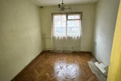Apartament cu 3 camere în Central - 1