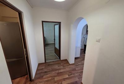 Apartament cu 3 camere decomandat în Prundu - 2