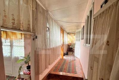 Casa individuala + Teren 4600 mp- Siret - 4