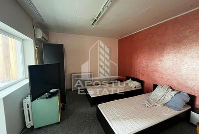 Apartament cu 5 camere nedecomandat, mobilat în Lunei - 3