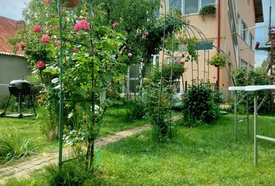 Vila + casa de vanzare - 2