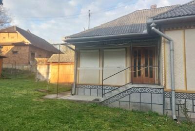 Casă cu 3 camere cu Teren 2000 Mp în Curtuiușu Mare - 1