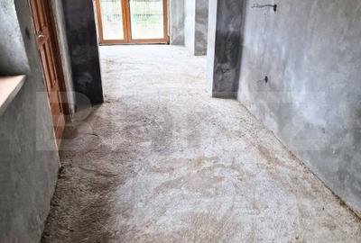 Casă cu 3 camere cu Teren 2522 Mp în Produlești - 5