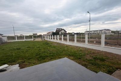 Casă individuală cu 4 camere cu Canalizare în Central - 18