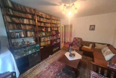 Apartament cu 3 camere decomandat în Autogară