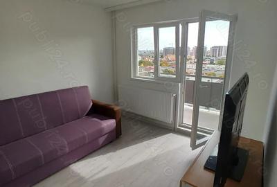 Vand apartament 2 camere decomandat cu centrala proaspat renovat complet - 1