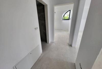 Casă cu 4 camere în Ciprian Porumbescu - 2