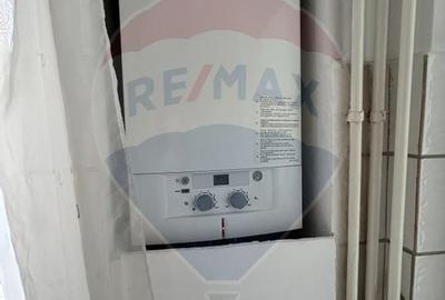 Apartament cu 3 camere de inchiriat - CATEDRALA - 13