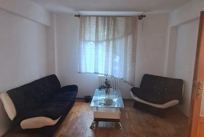 Apartament cu 2 camere semidecomandat în Muncii - 1