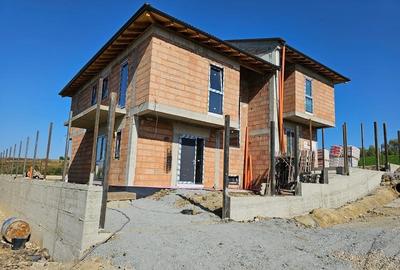 Casa cuplată 4 camere in Chinteni, teren 600 mp, utili 182 mp - 2