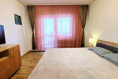 Apartament cu 3 camere decomandat, mobilat în 13 Septembrie - 6