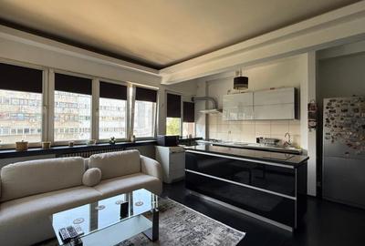 Apartament cu 2 camere semidecomandat, mobilat în Universitate