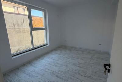 Apartament cu 2 camere decomandat în Central - 13