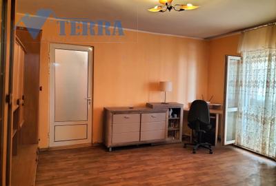 Apartament cu 2 camere semidecomandat, mobilat în Mioveni - 3
