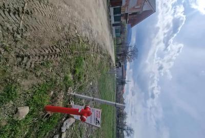 Teren de 464 mp, în Central - 2