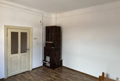 Casă cu 5 camere cu Teren 50 Mp în Rahova - 8