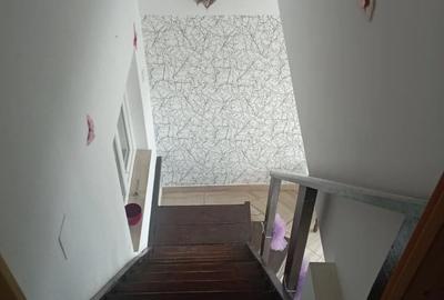 Casă cu 6 camere în Central - 8