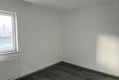 Apartament cu 3 camere semidecomandat în Central - 7